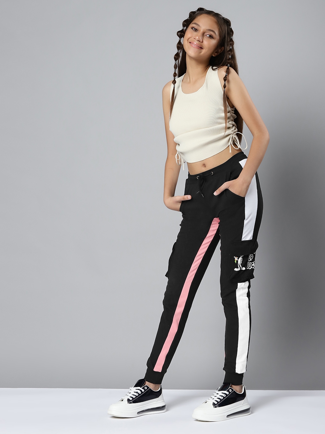 bugs bunny joggers h&m