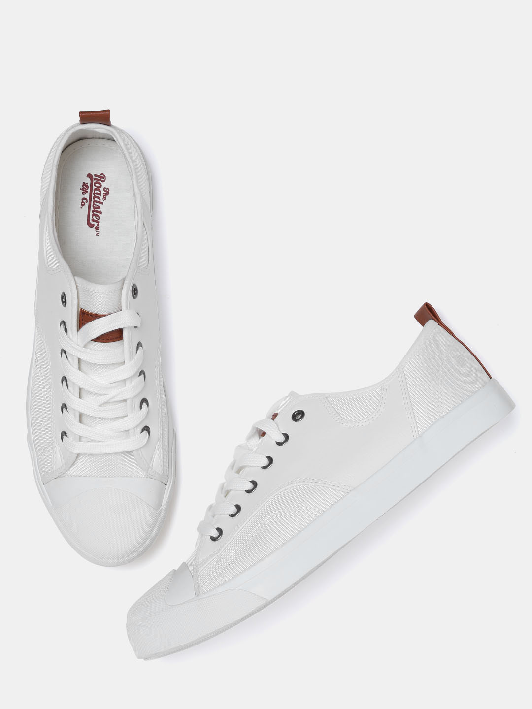roadster men white solid sneakers