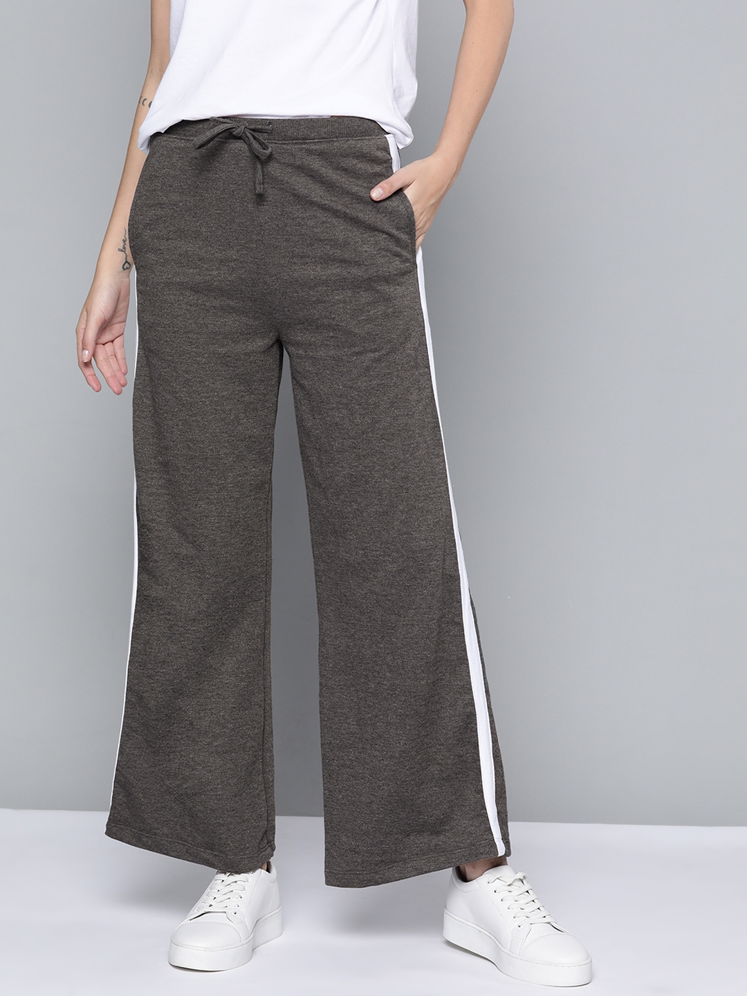 mast and harbour track pants