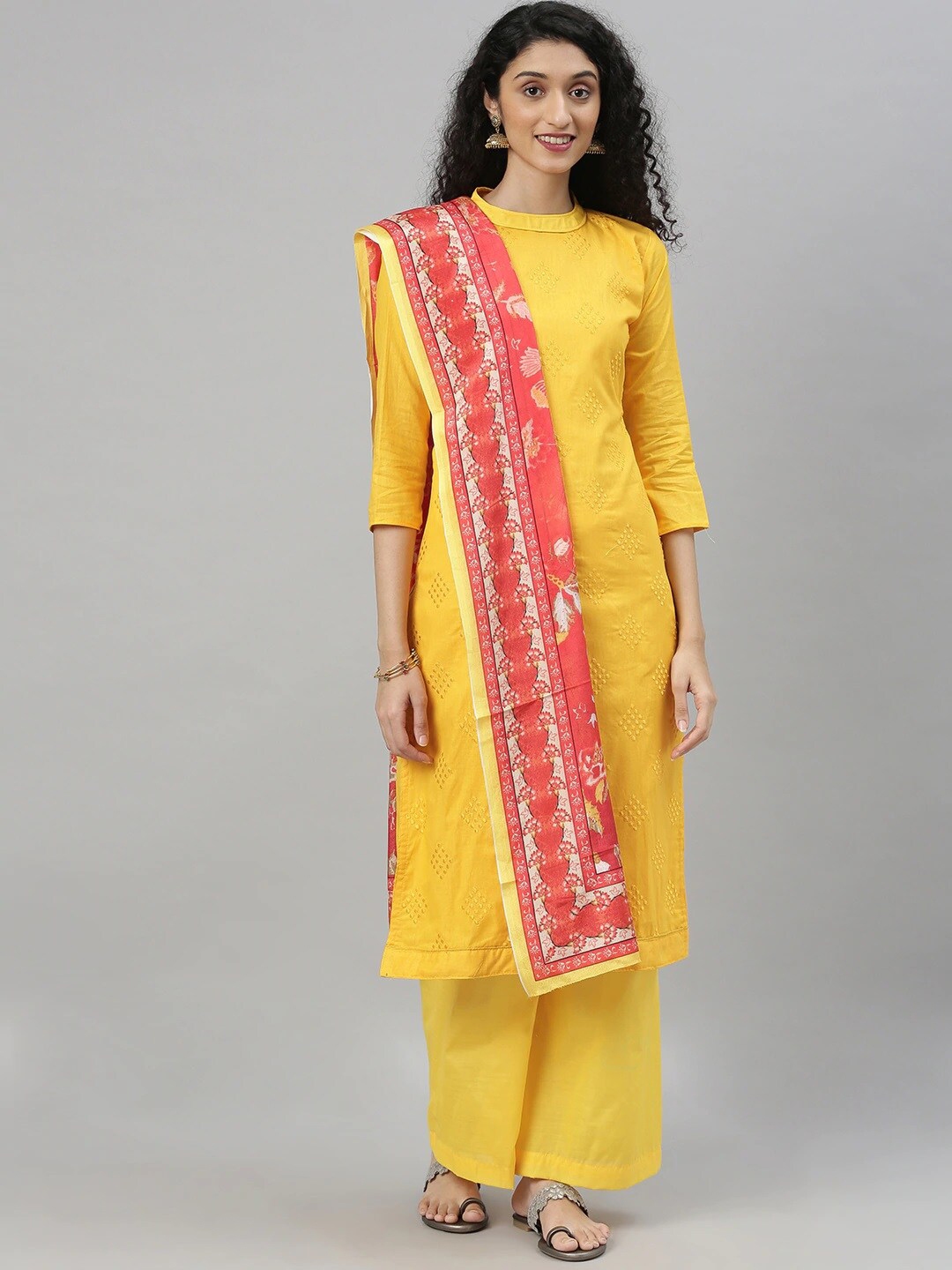 divastri gown