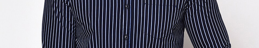 Buy METTLE Men Blue Striped Casual Shirt - Shirts for Men 14917490 | Myntra