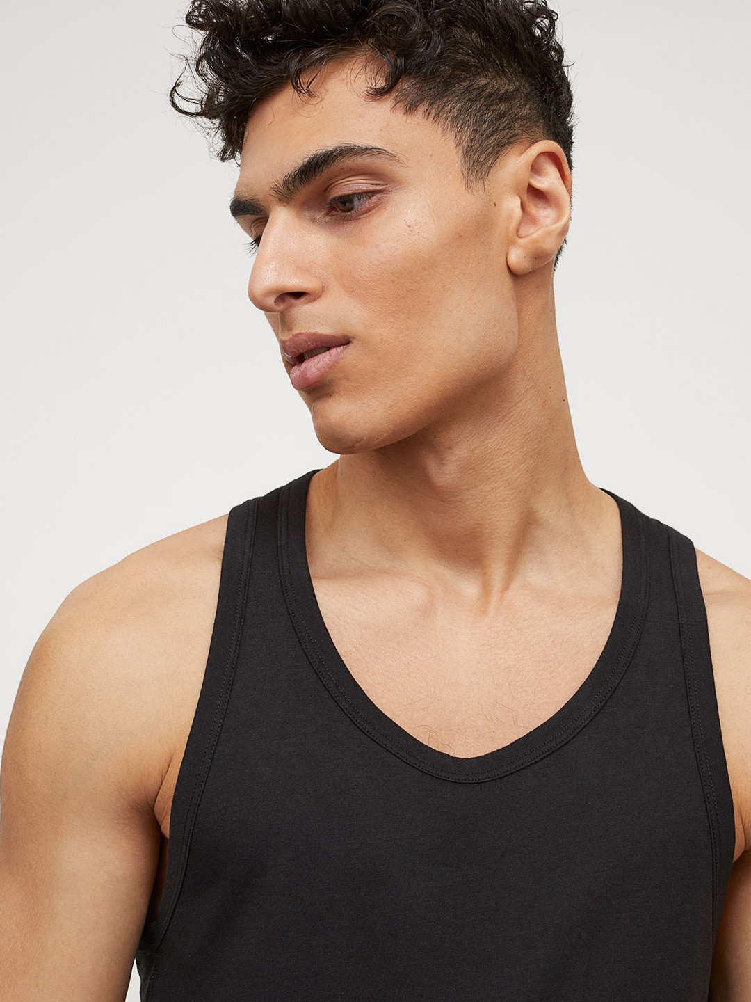 Buy H&M Men Black Solid Regular Fit Sports Vest Top Tshirts for Men