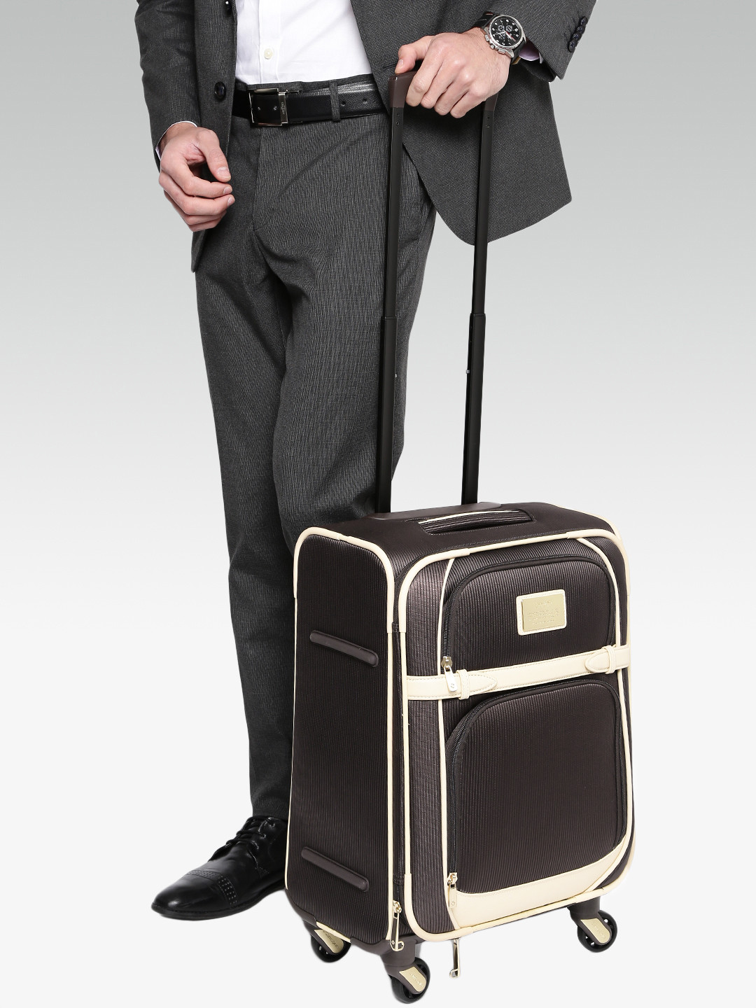 samsonite trolly bag price