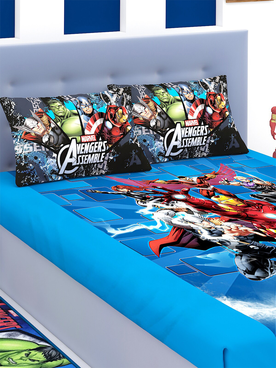 Buy Marvel Kids Multicolored 180 TC Avengers Printed King Size Bedsheet