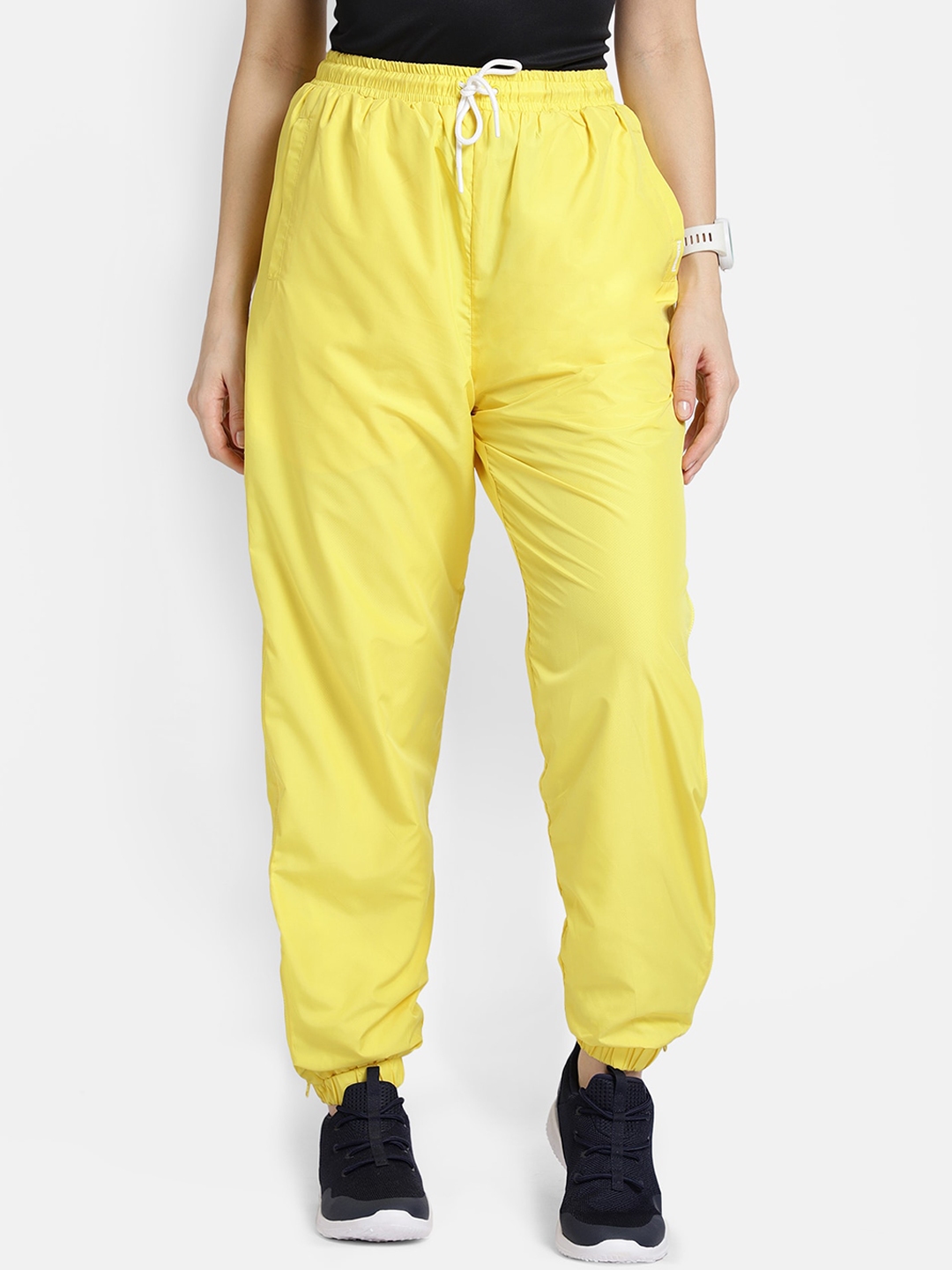 hummel joggers
