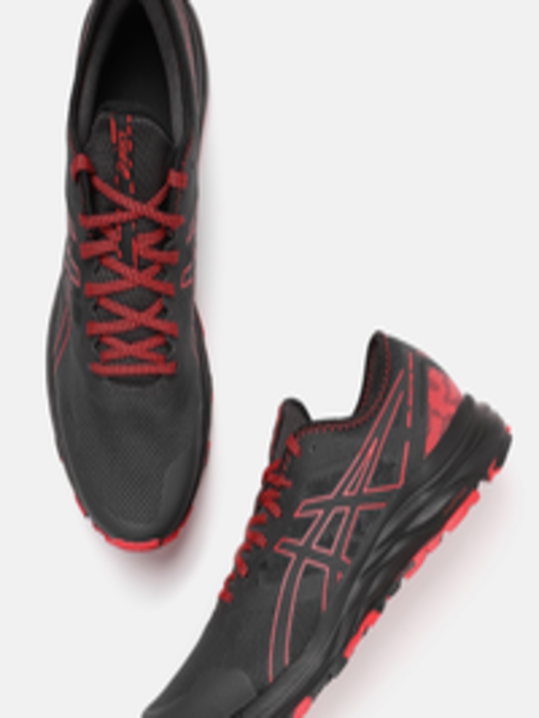 Buy ASICS Men Black & Red Gel Excite Trail Printed Knitted Running ...