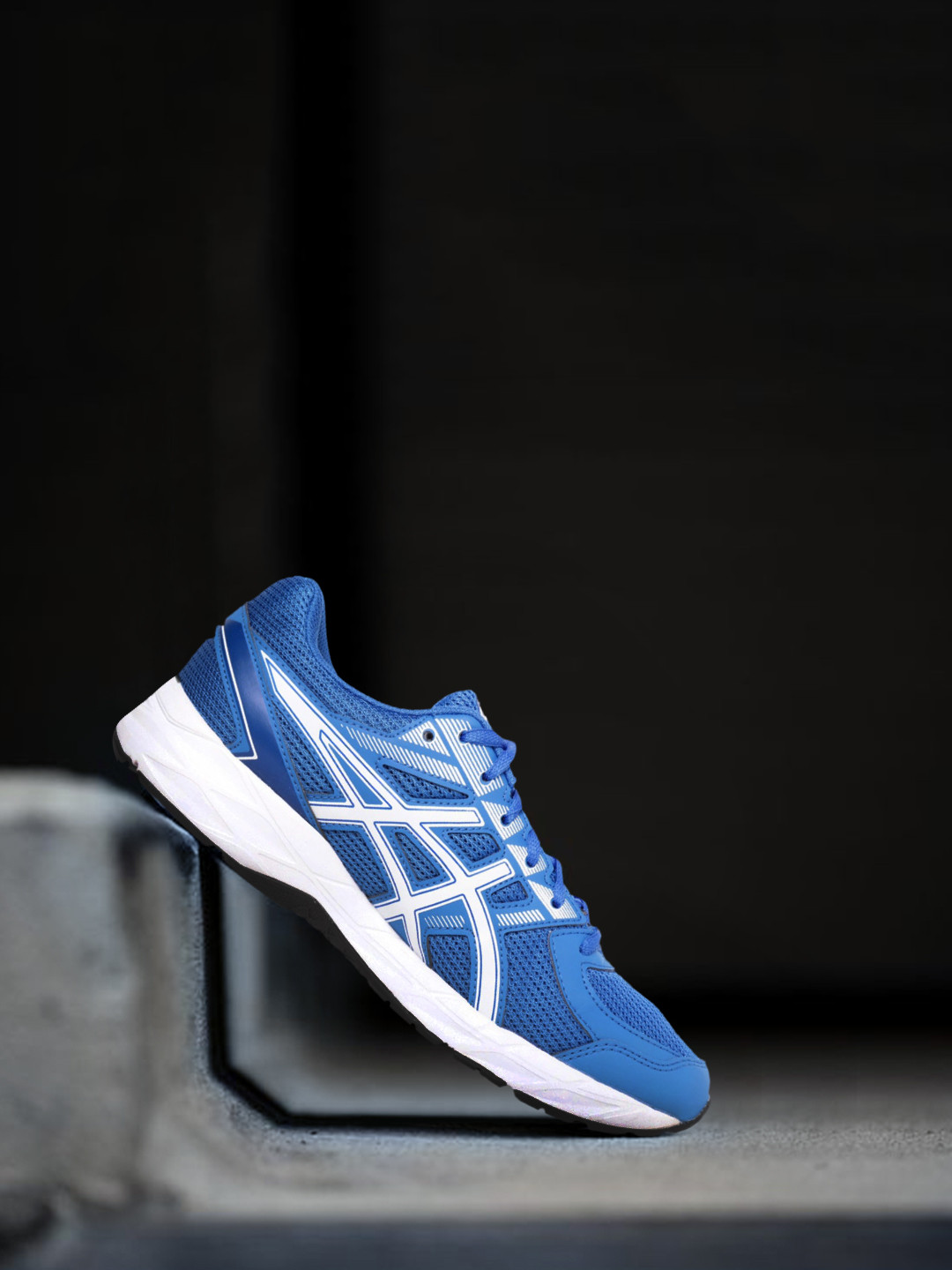 mens blue asics running shoes