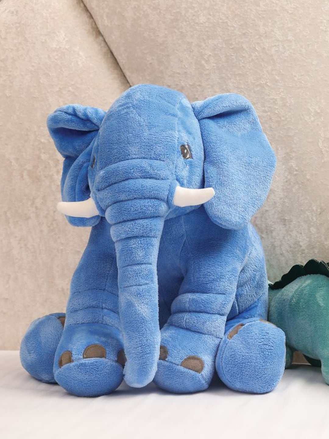 miarcus elephant
