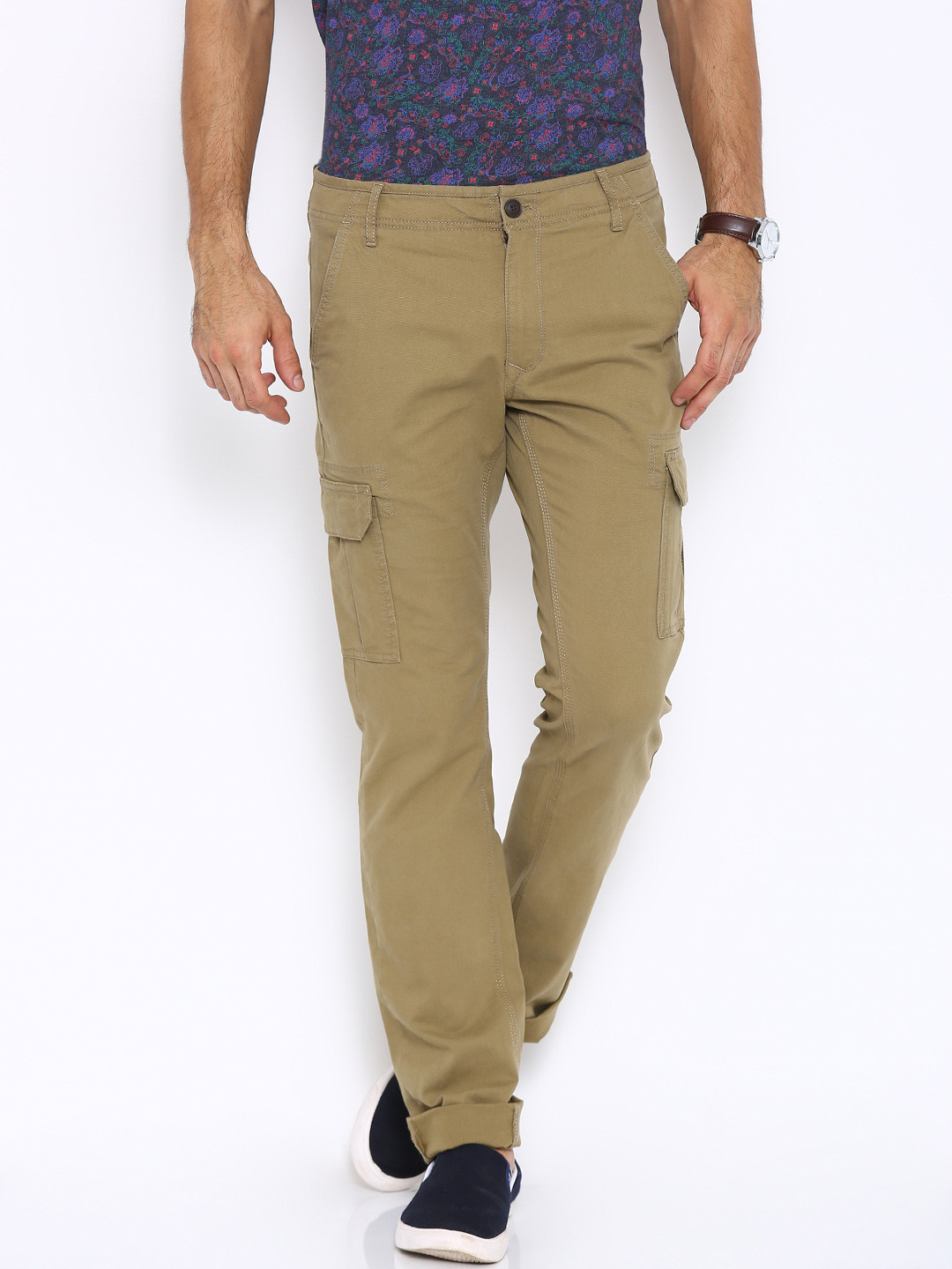 Buy Indian Terrain Men Khaki Solid Brooklyn Slim Fit Cargo Trousers