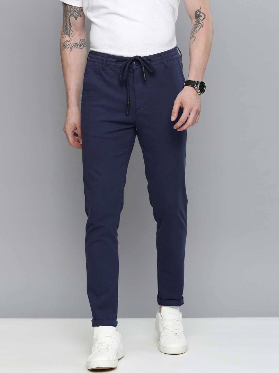 Buy The Indian Garage Co Men Blue Slim Fit Chinos Trousers - Trousers for Men 15201104 | Myntra