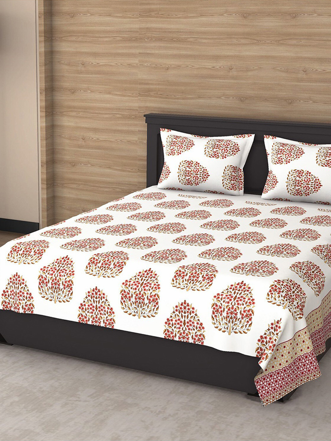 Buy Varde Multicolour 120 TC Printed Cotton Double King Bedsheet With 2