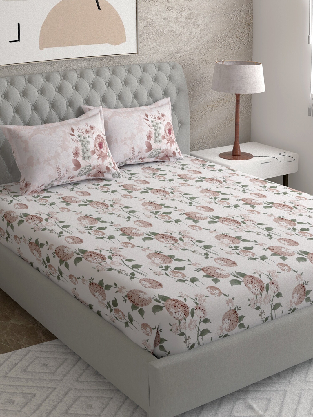 Buy EverHOME Off White & Beige Floral 144 TC Queen Bedsheet With 2