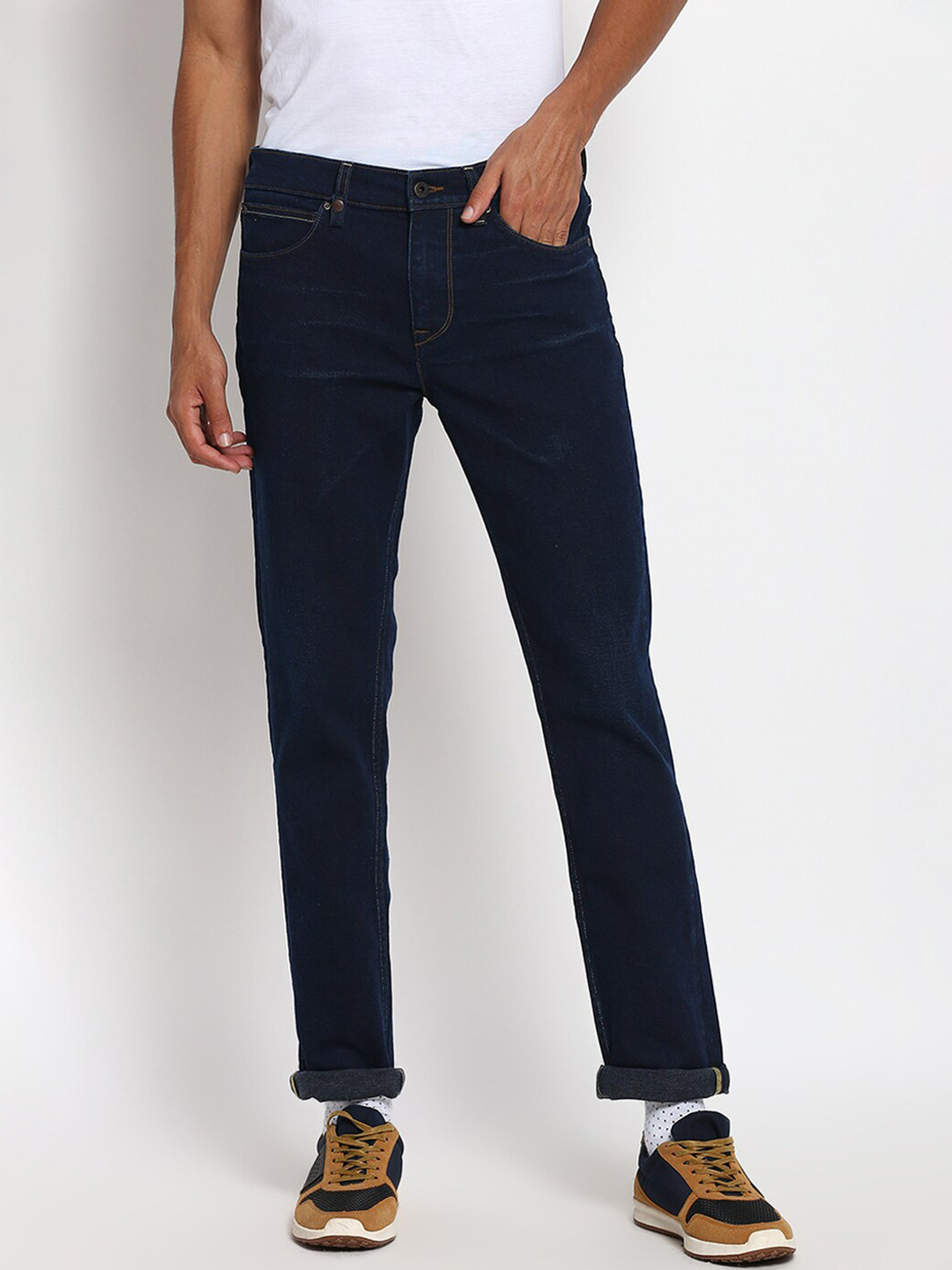 Buy Lee Men Blue Solid Slim Fit Jeans - Jeans for Men 15384344 | Myntra