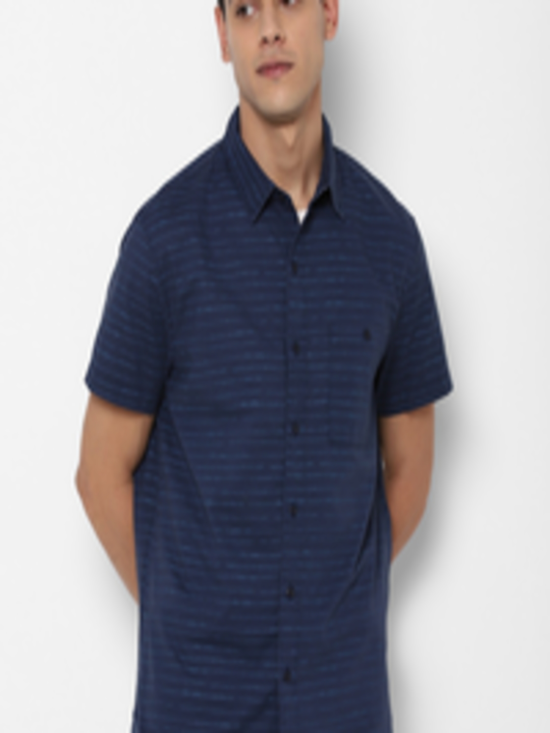 Buy AMERICAN EAGLE OUTFITTERS Men Blue Opaque Striped Casual Shirt ...