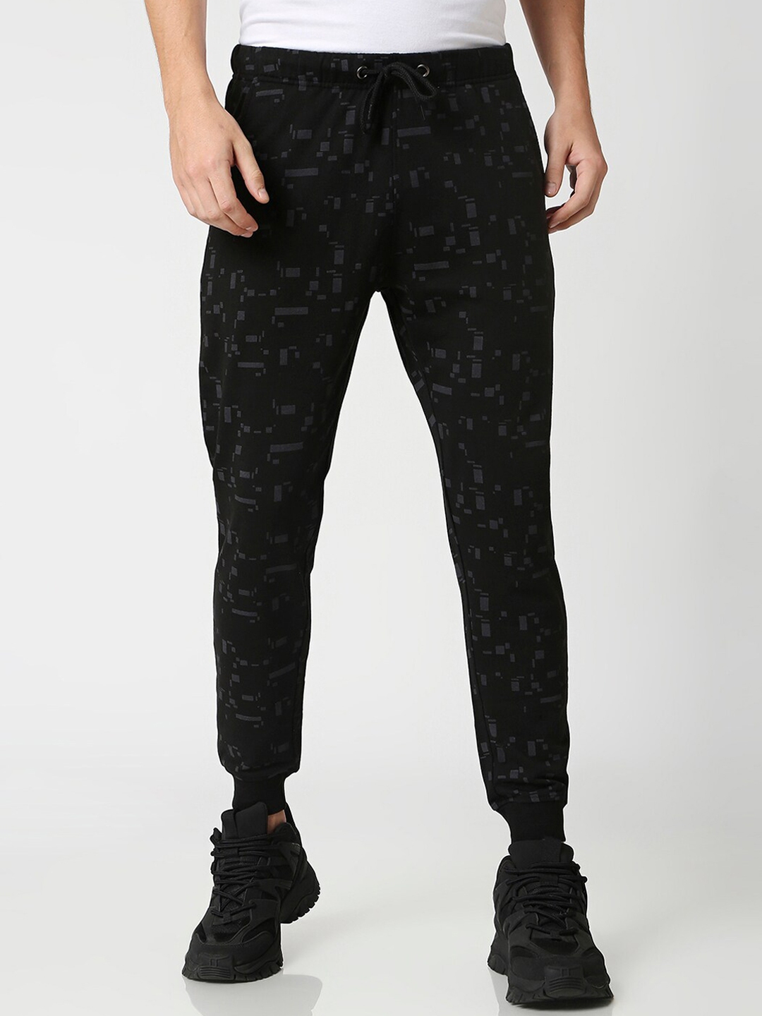 track pants bewakoof