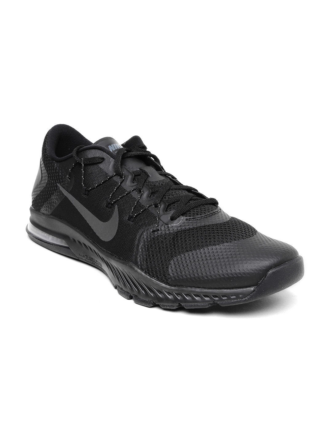 mens black nike gym shoes