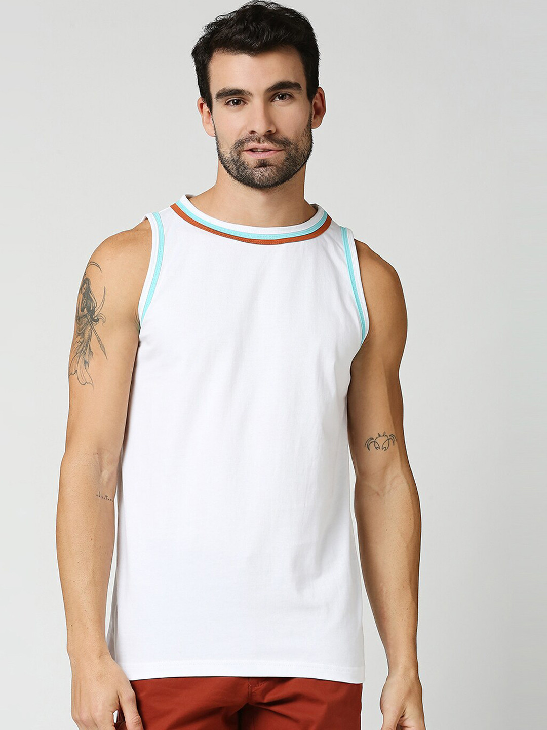 Buy Bewakoof Men White Solid Cotton Gym Vest Innerwear Vests for Men