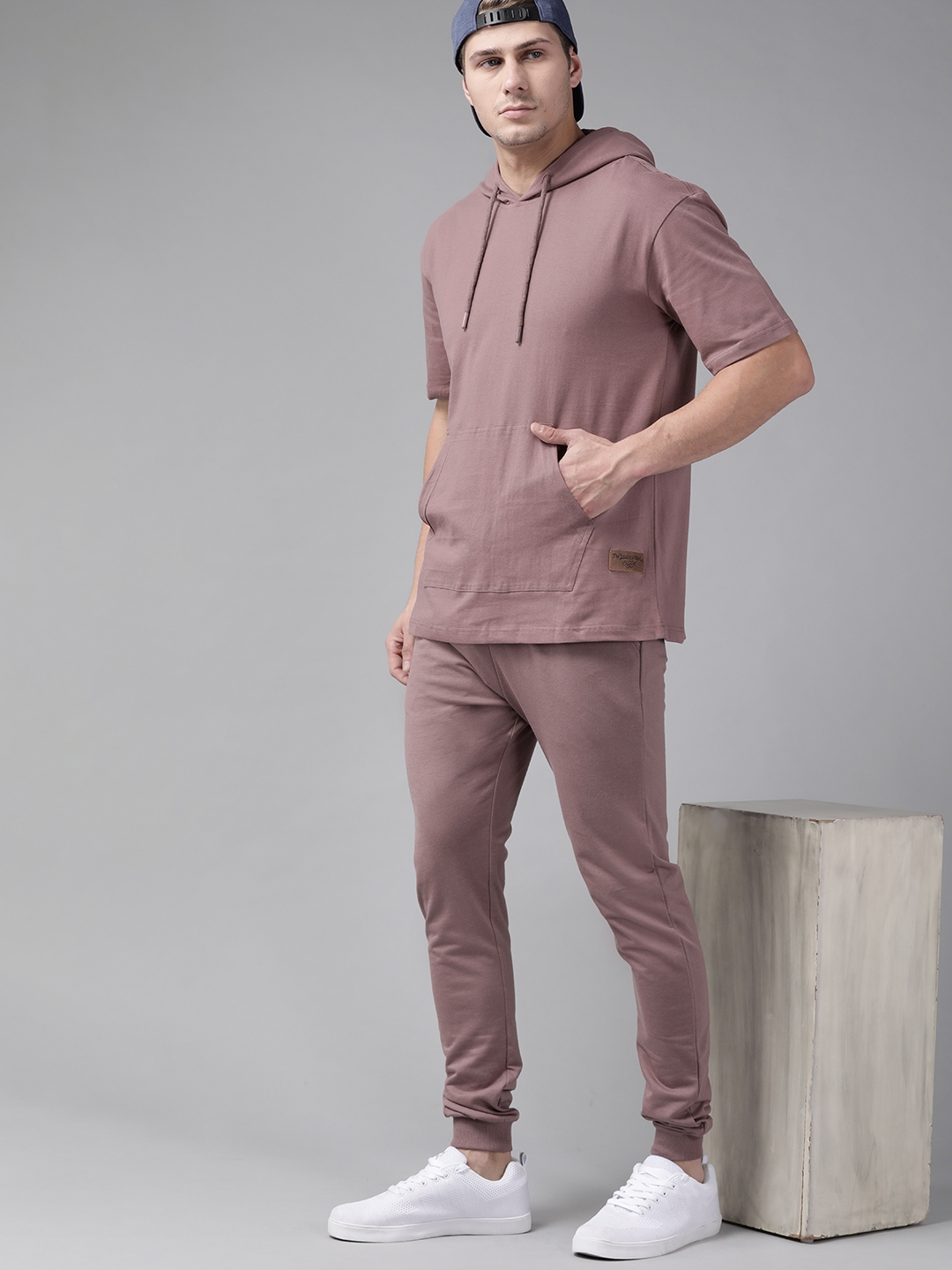 roadster joggers myntra