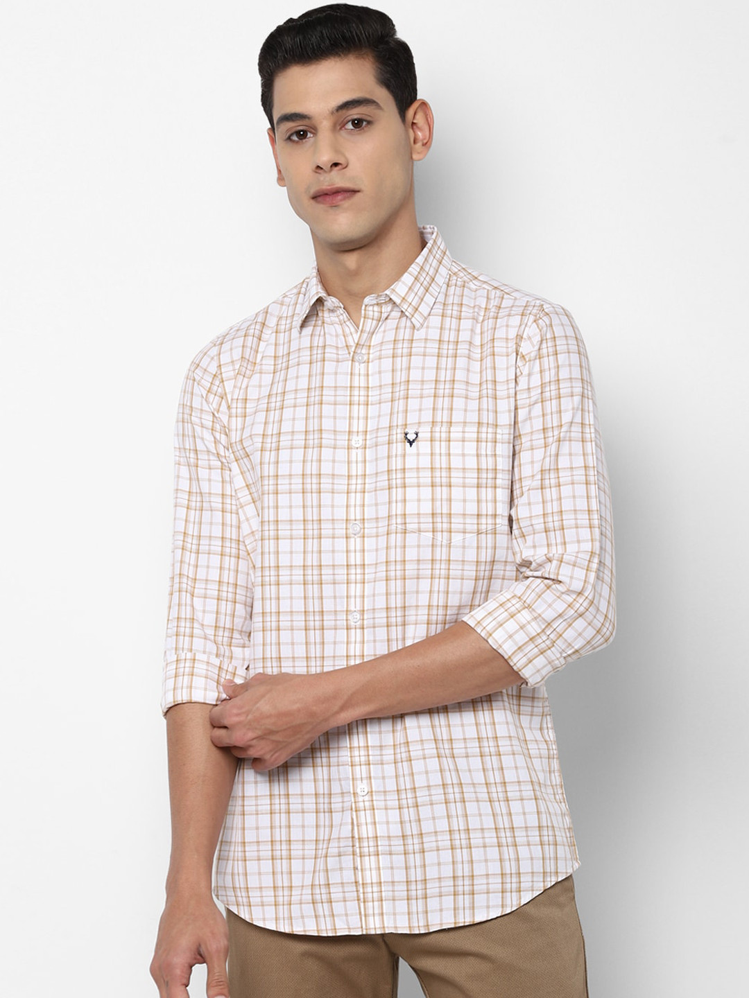 Women Black & Beige Slim Fit Checked Casual Shirt