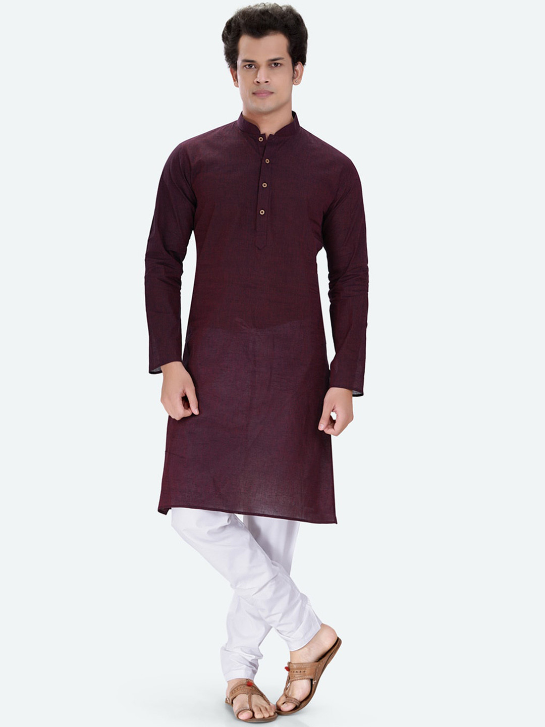 Men Maroon & White Solid Kurta With Churidar