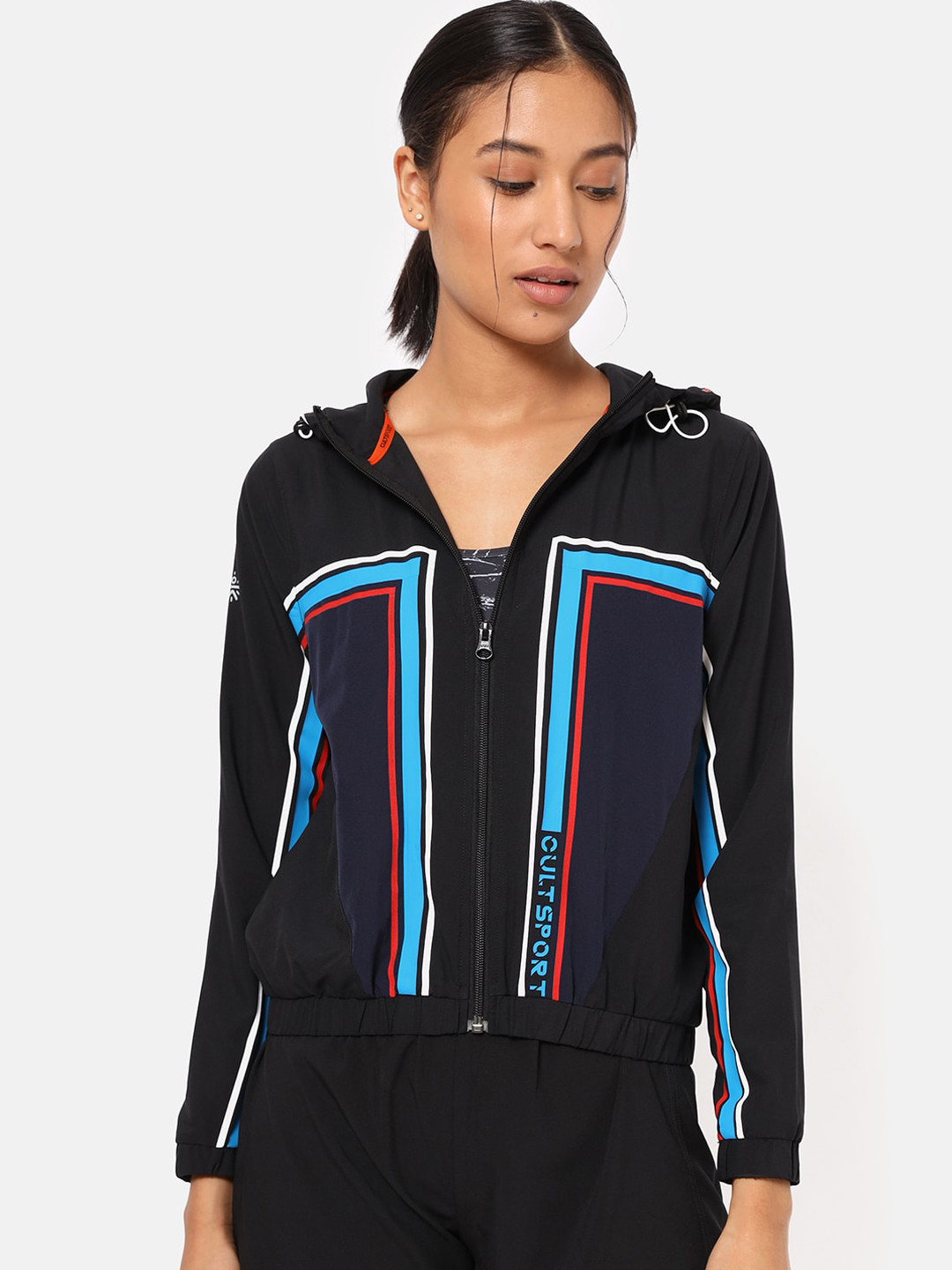 Buy Cultsport Women Black & Blue Geometric Training Or Gym Sporty