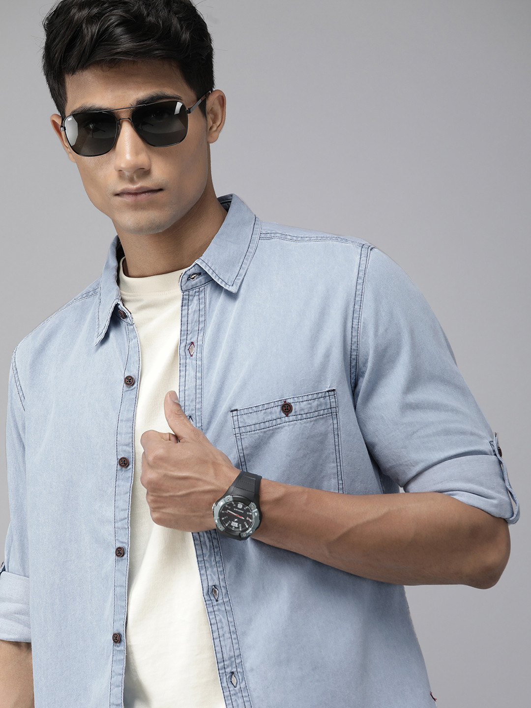 Buy The Roadster Lifestyle Co Men Blue Pure Cotton Denim Casual Shirt