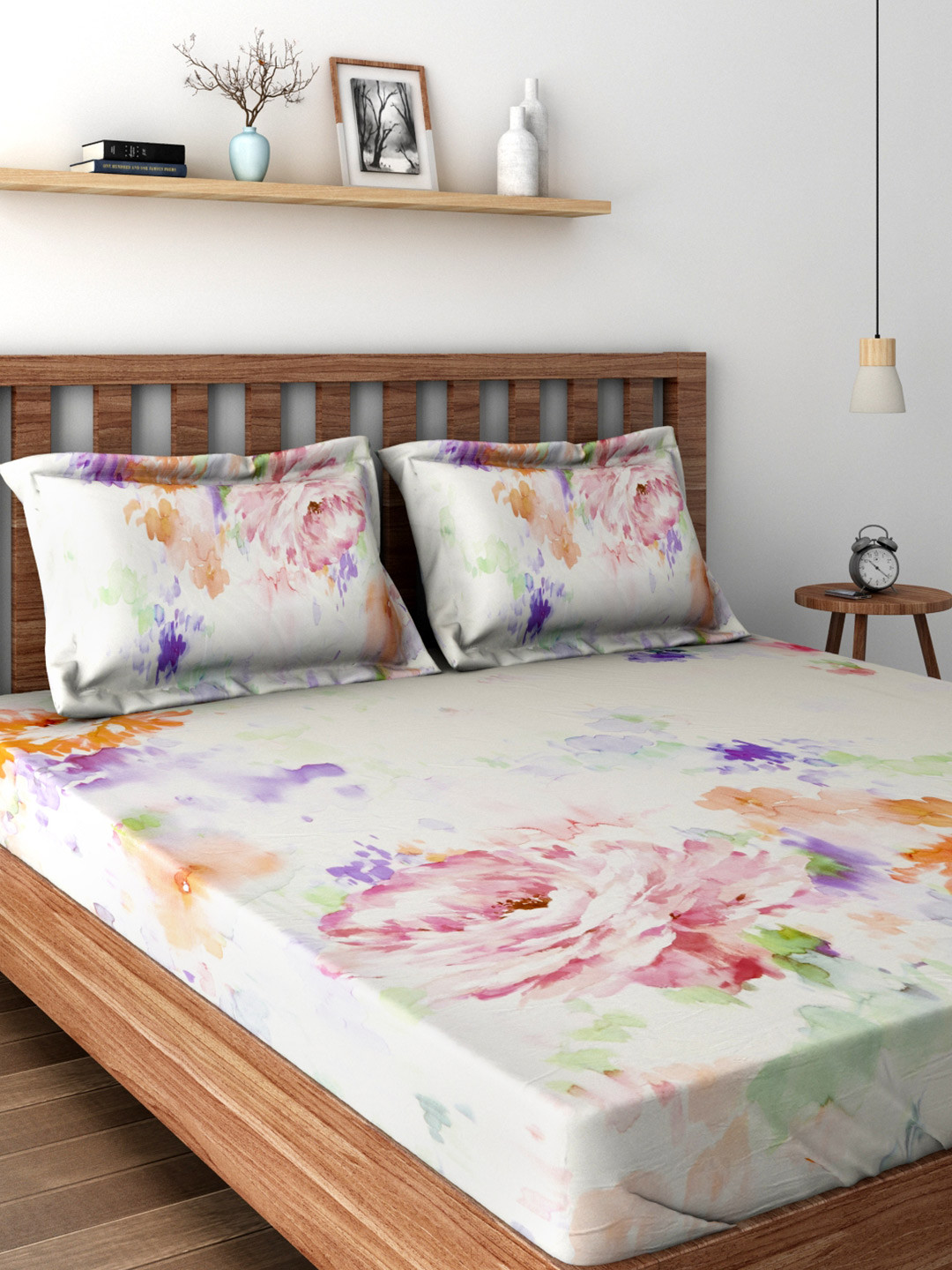 Buy SPACES Multicoloured Cotton 210 TC Fine Double Bedsheet With 2