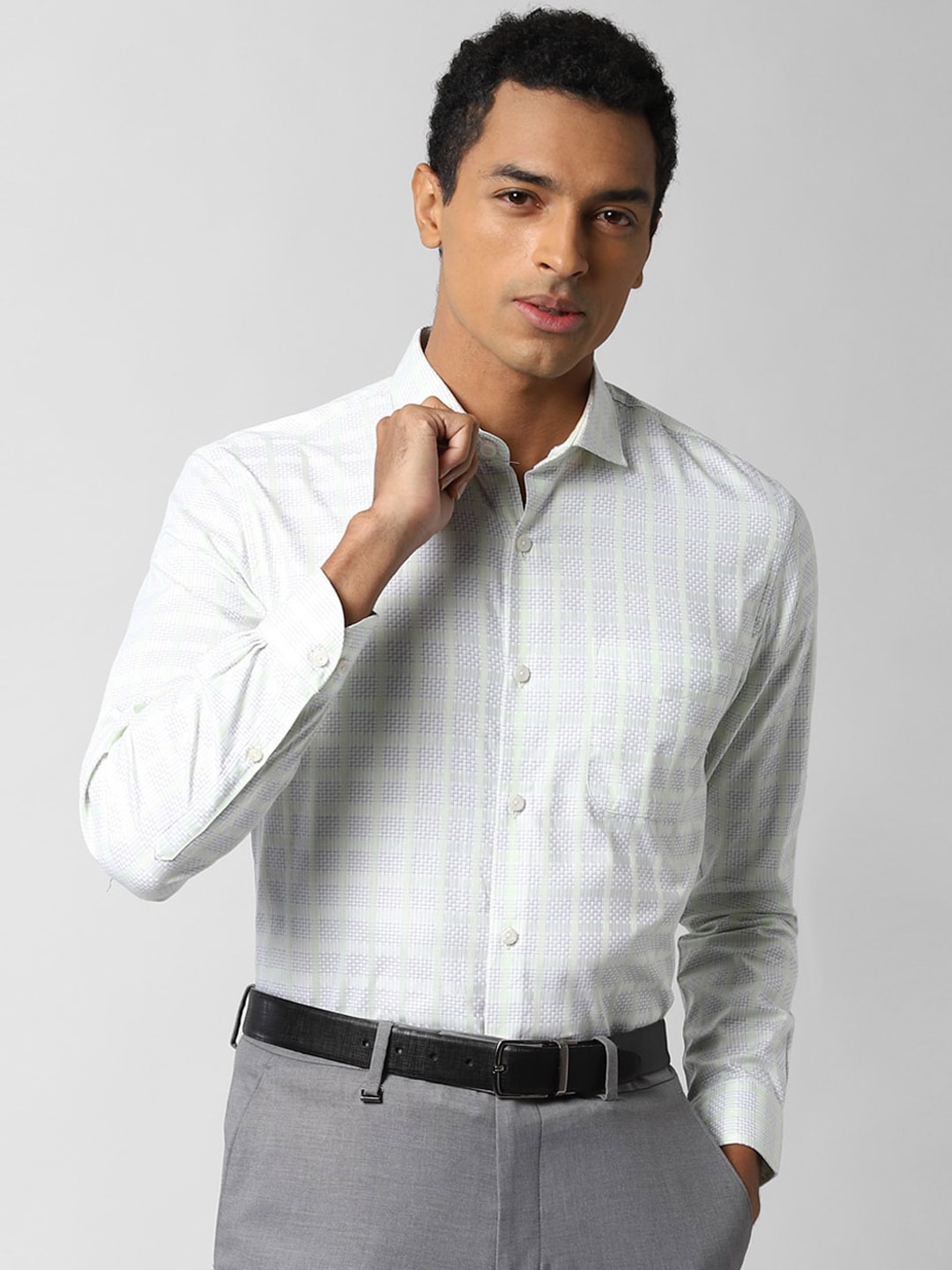 Buy Peter England Elite Men White Slim Fit Opaque Checked Formal Shirt ...