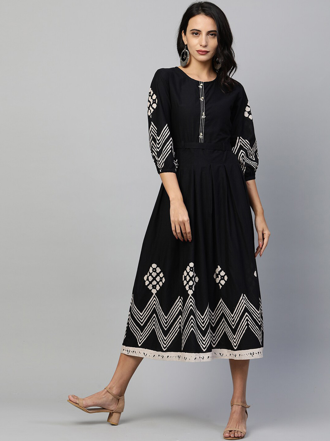 Women Classic Black Ethnic Motifs Swirling Volume Dress