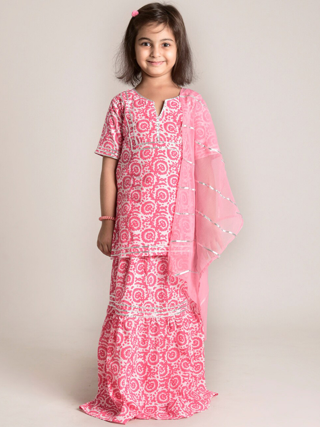 Girls Floral Printed Regular Kurta With Sharara & With Dupatta