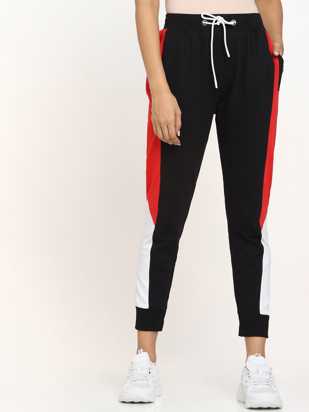 bewakoof track pants
