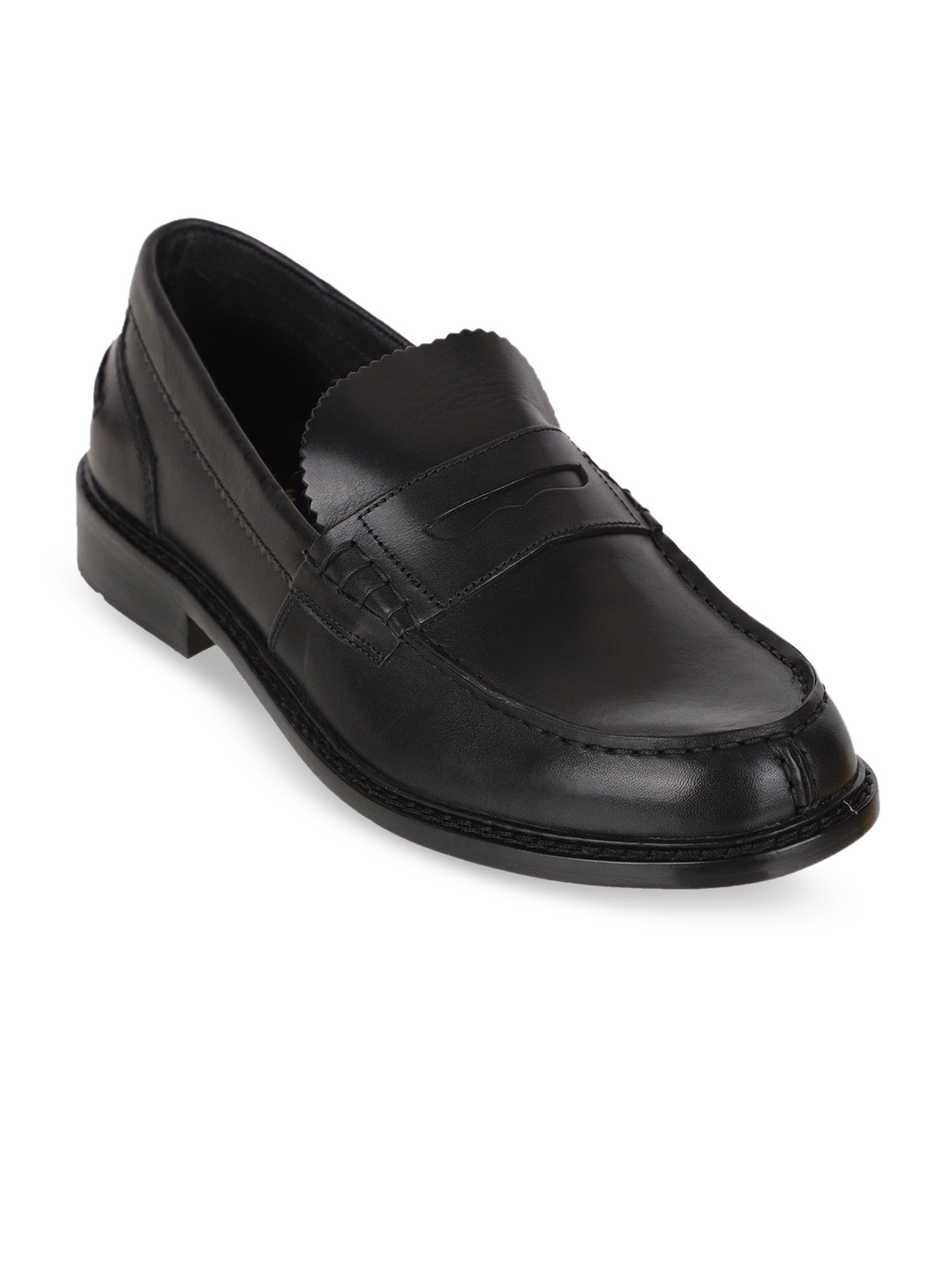 Buy Clarks Men Black Solid Leather Formal Loafers - Formal Shoes for ...