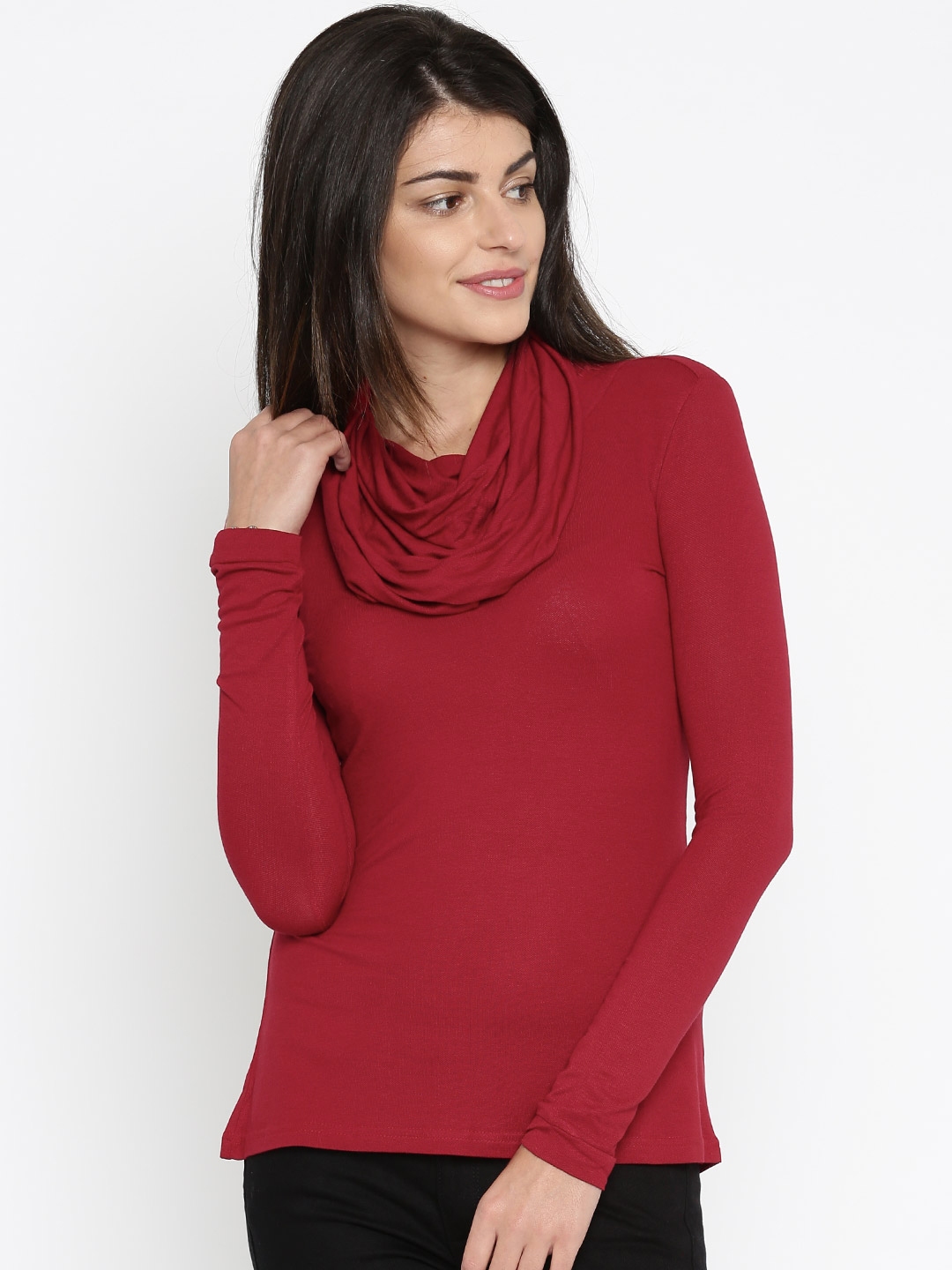 womans red tops