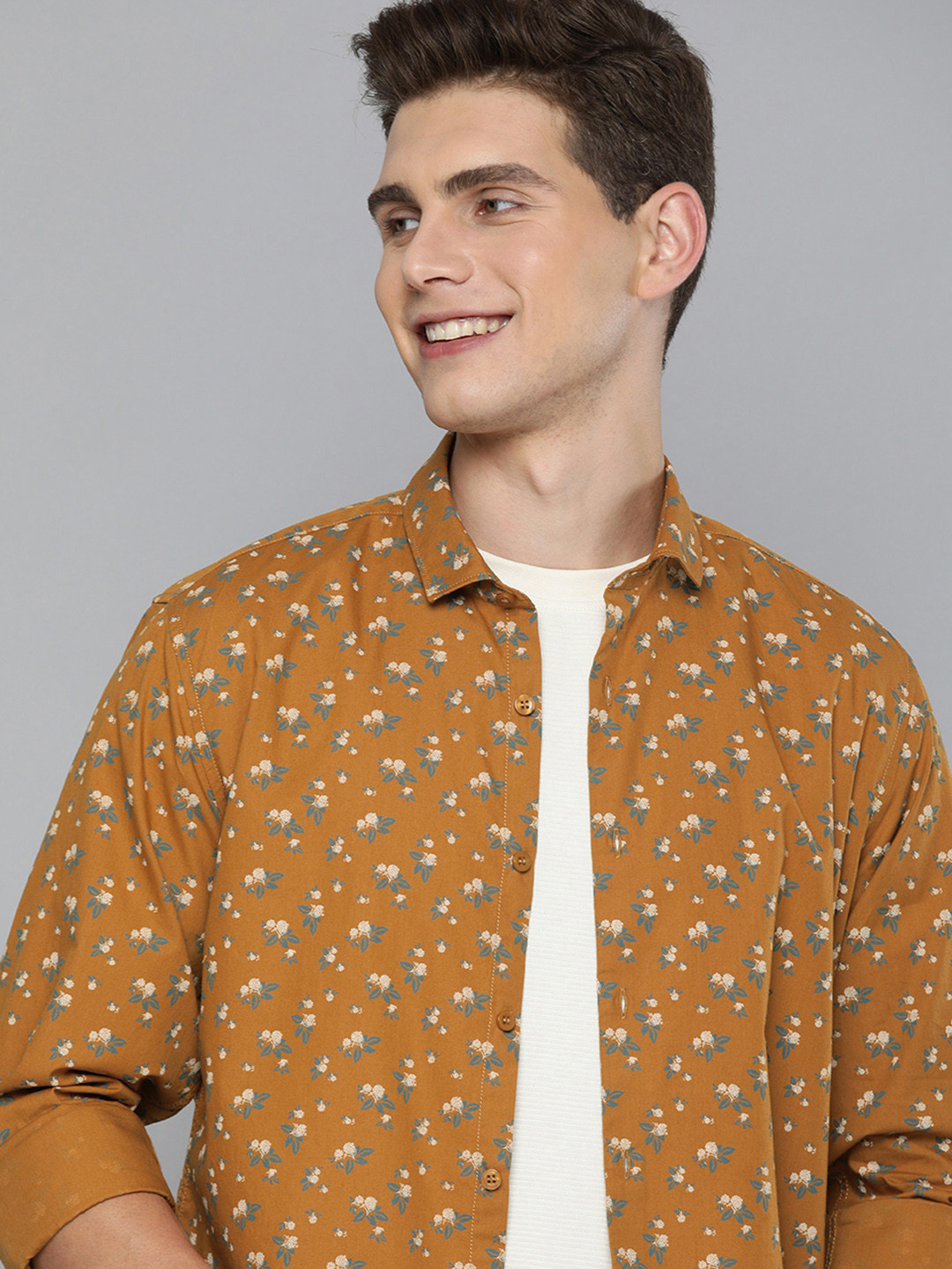 Buy Mast & Harbour Men Mustard Slim Fit Tropical Printed Pure Cotton