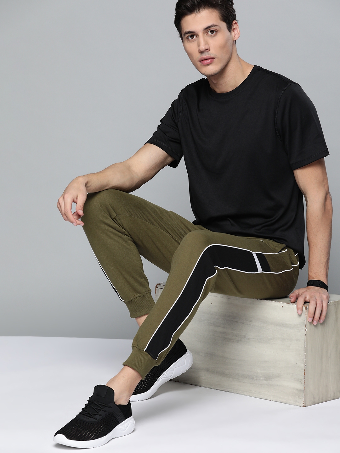nike pants roblox