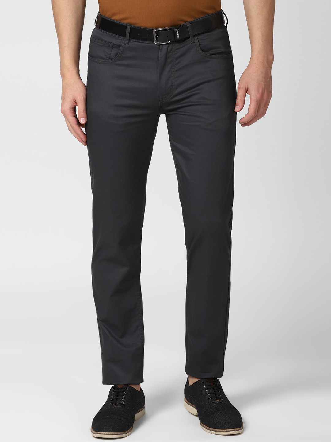 Buy Peter England Casuals Men Black Slim Fit Cotton Blend Trousers ...