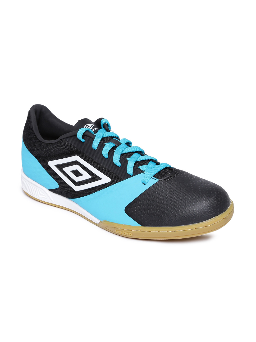 umbro football shoes
