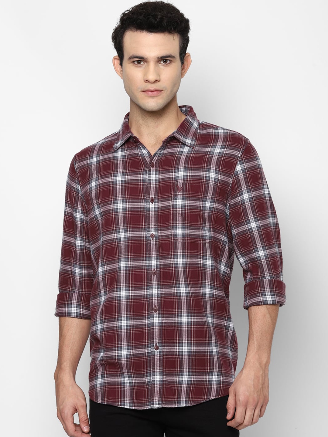 Buy AMERICAN EAGLE OUTFITTERS Men Burgundy Slim Fit Opaque Checked ...