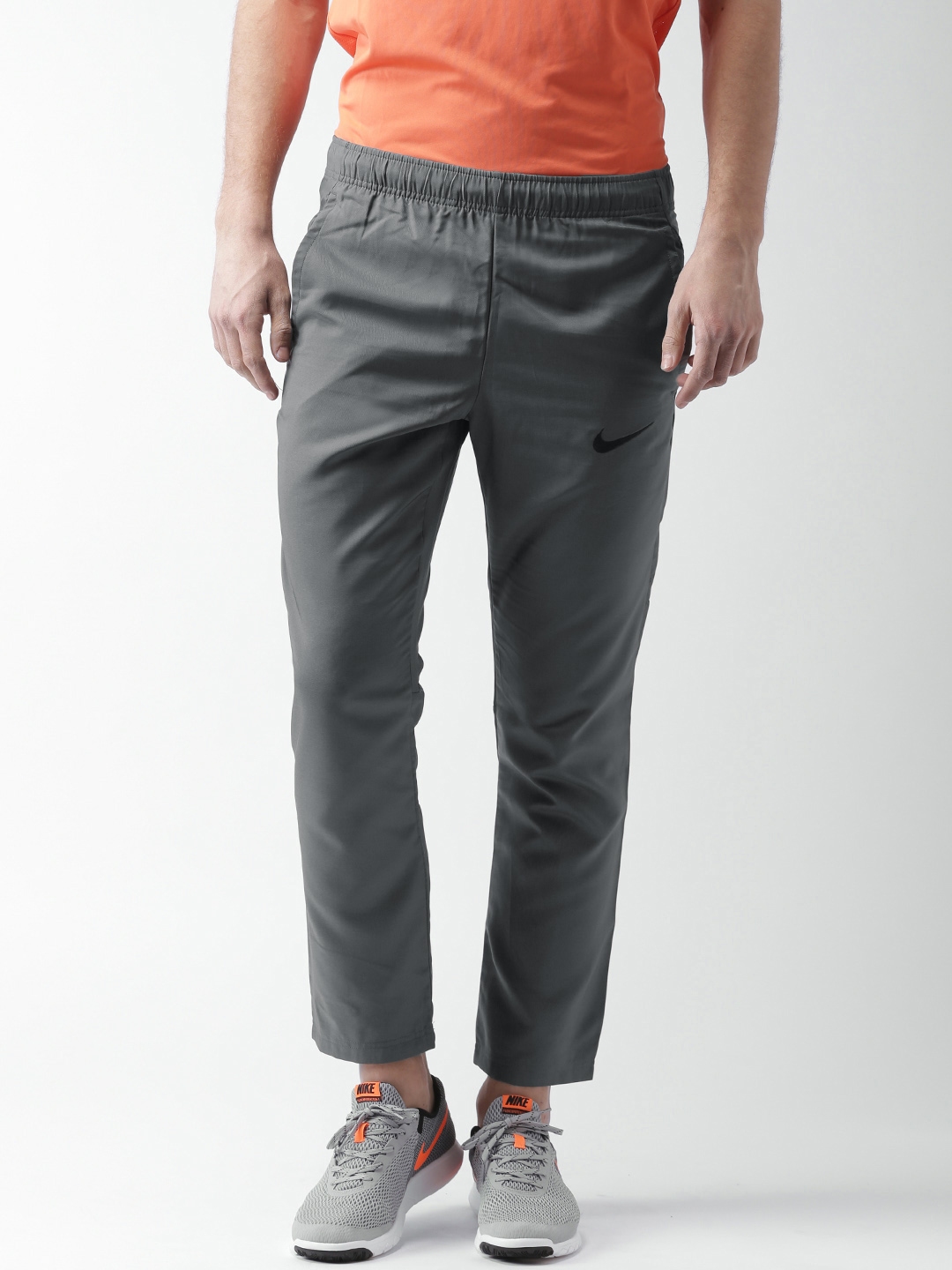 Nike track sales pants myntra