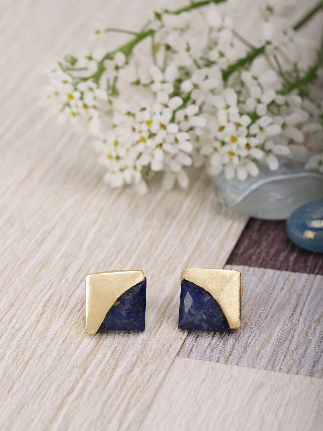 jewelry - berserk - gold plated flat disc earrings main image 0