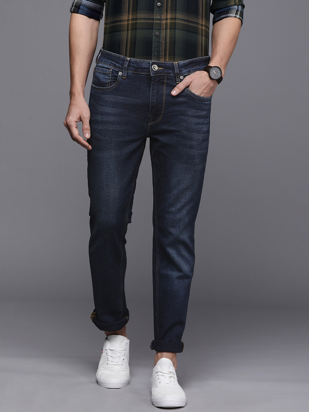 Buy Voi Jeans Men Blue Borris Slim Tapered Fit Light Fade Stretchable