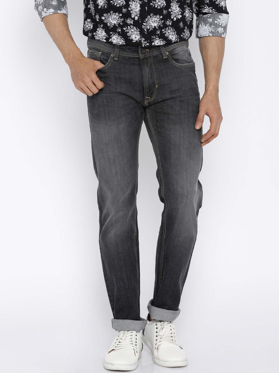 Buy Peter England Casuals Men Black Slim Fit Washed Stretchable Jeans Jeans for Men 1606049