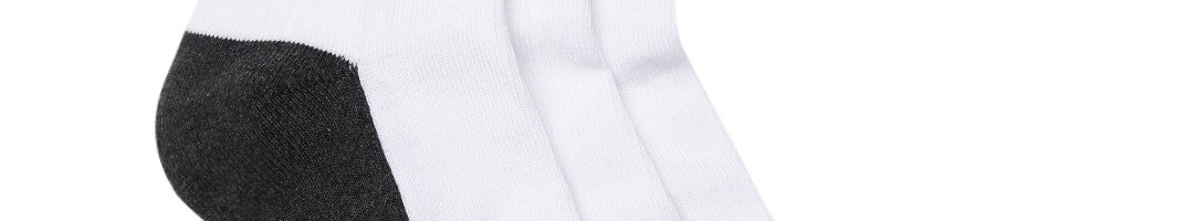 Buy Roadster Men Pack Of 3 White Colourblocked Above Ankle Length Socks ...