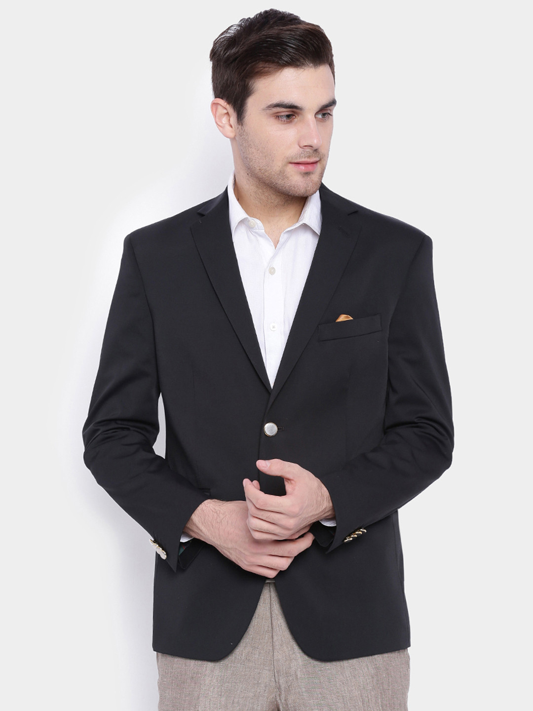 Buy SUITLTD Black Solid Regular Fit Single Breasted Formal Blazer - Blazers for Men 1610870 | Myntra