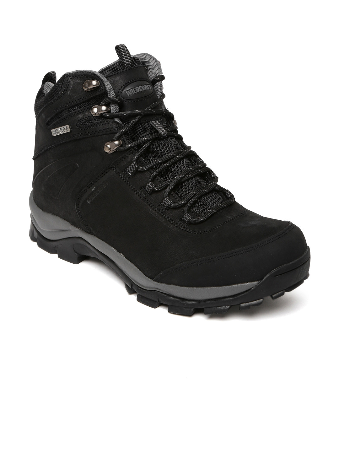 wildcraft amphibia trekking shoes