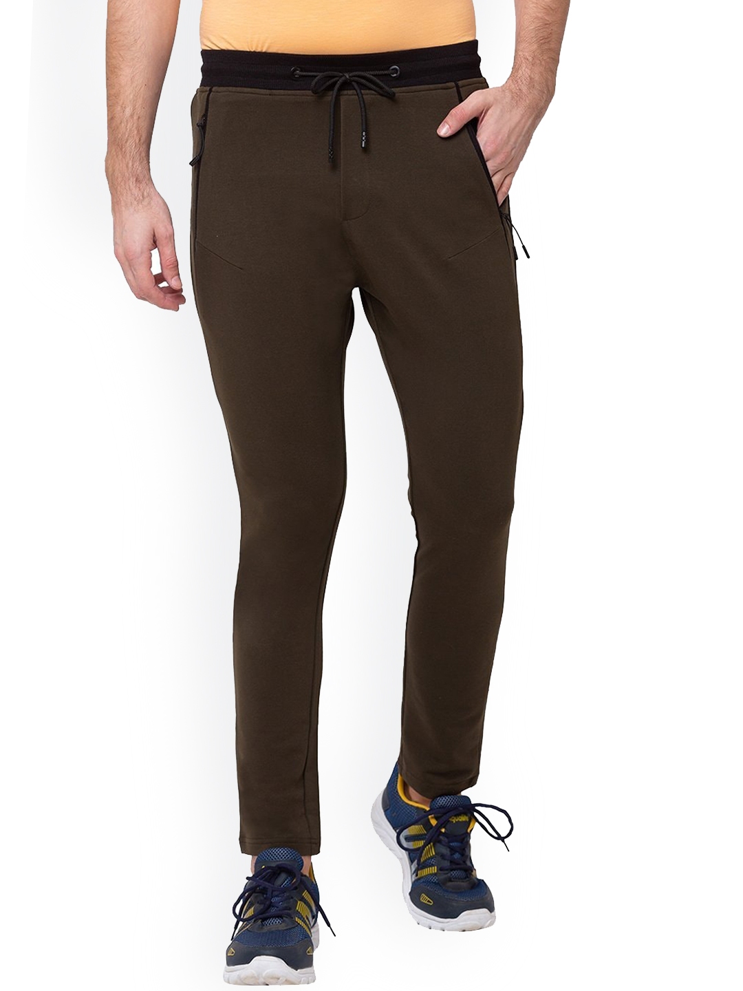 status quo track pants