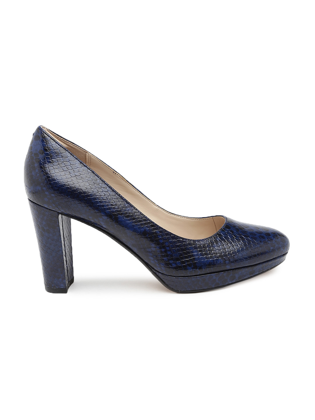 clarks navy heels