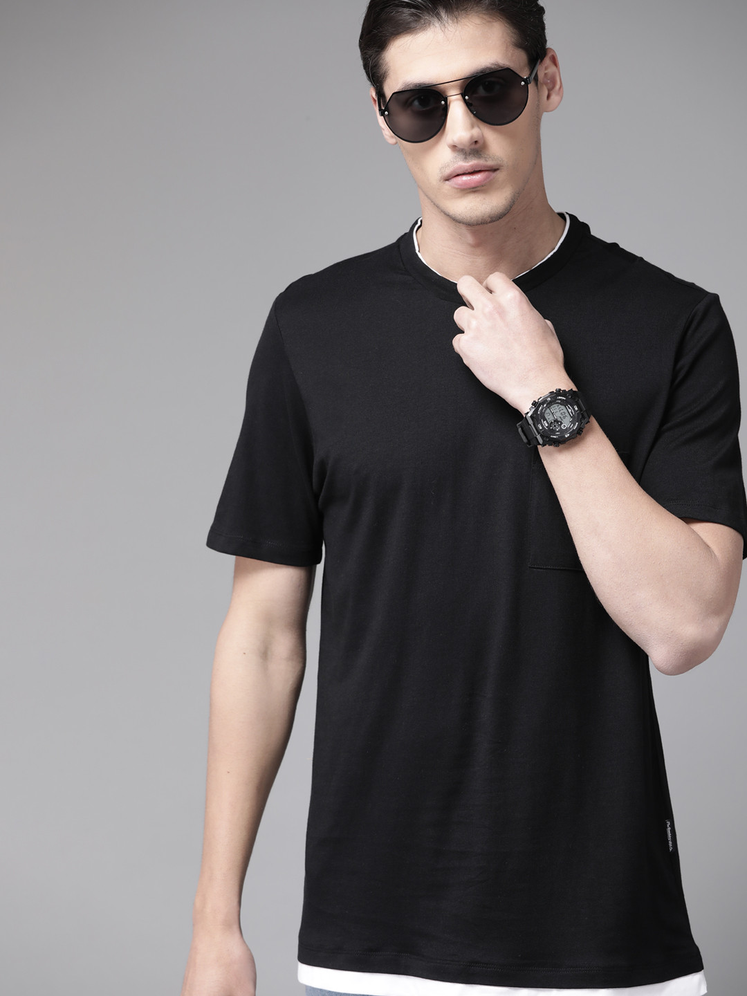 Buy The Roadster Lifestyle Co Men Black Solid Pure Cotton T Shirt