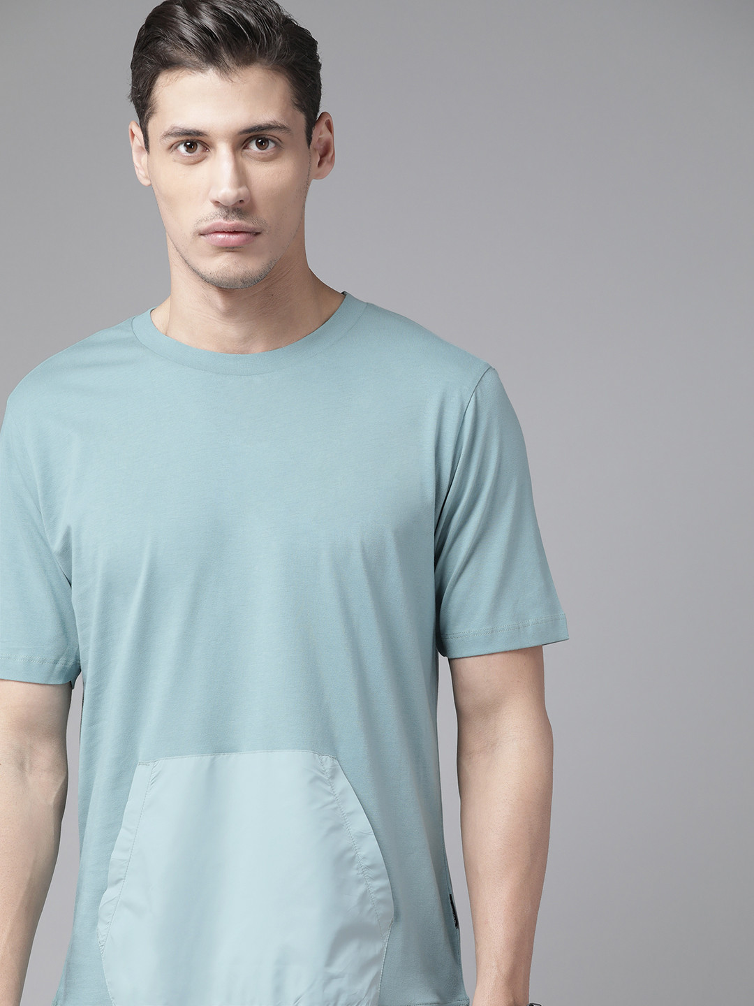 Buy Roadster Men Blue Kangaroo Pocket Pure Cotton Solid T Shirt