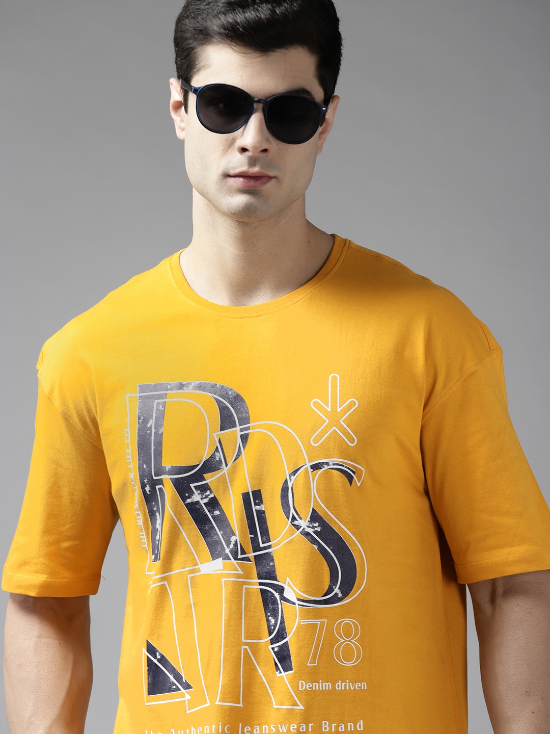 Buy Roadster Men Yellow & Navy Blue Pure Cotton Typography Printed T ...